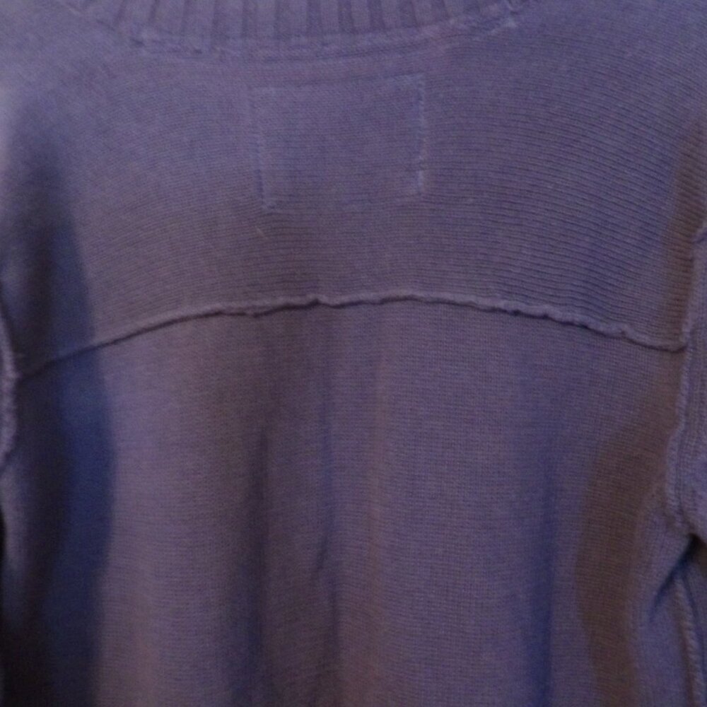 Womans Blue sweater, by Natural Reflections, Long sleeve, V neck, ribbed cuffs - Picture 8 of 9